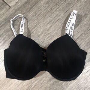 Victoria’s Secret T-Shirt Lightly Lined Demi Cup Black Bra size 34DDD
